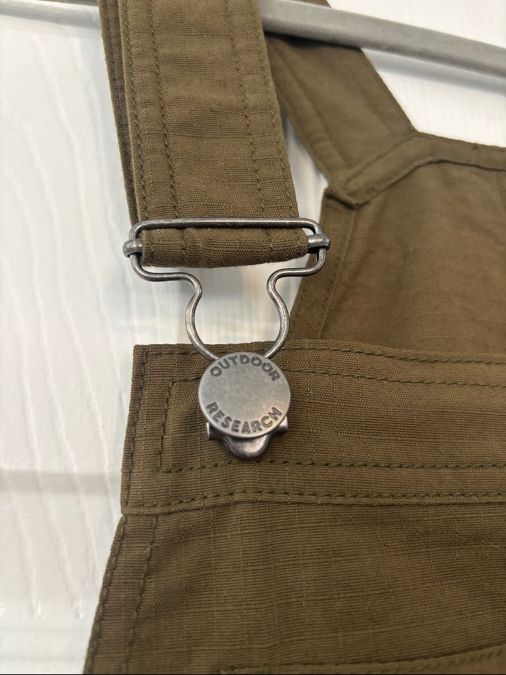 Outdoor Research NWOT Chehalis Overalls in Army Olive Green Size Medium - Picture 6 of 11
